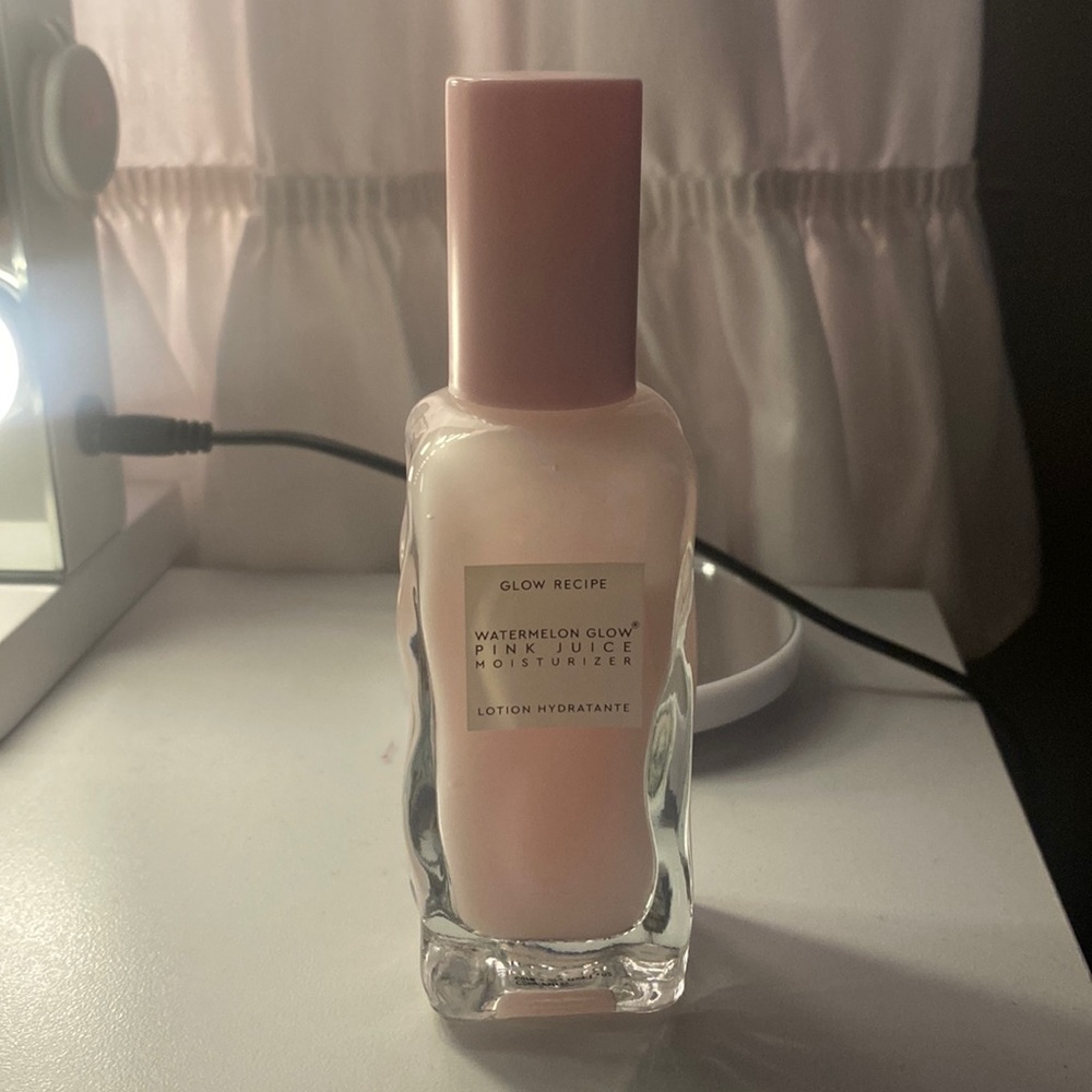 Glow recipe Watermelon Glow Pink Juice moisturizer